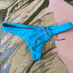 🩵Jolyn Dreya bottom XS🩵